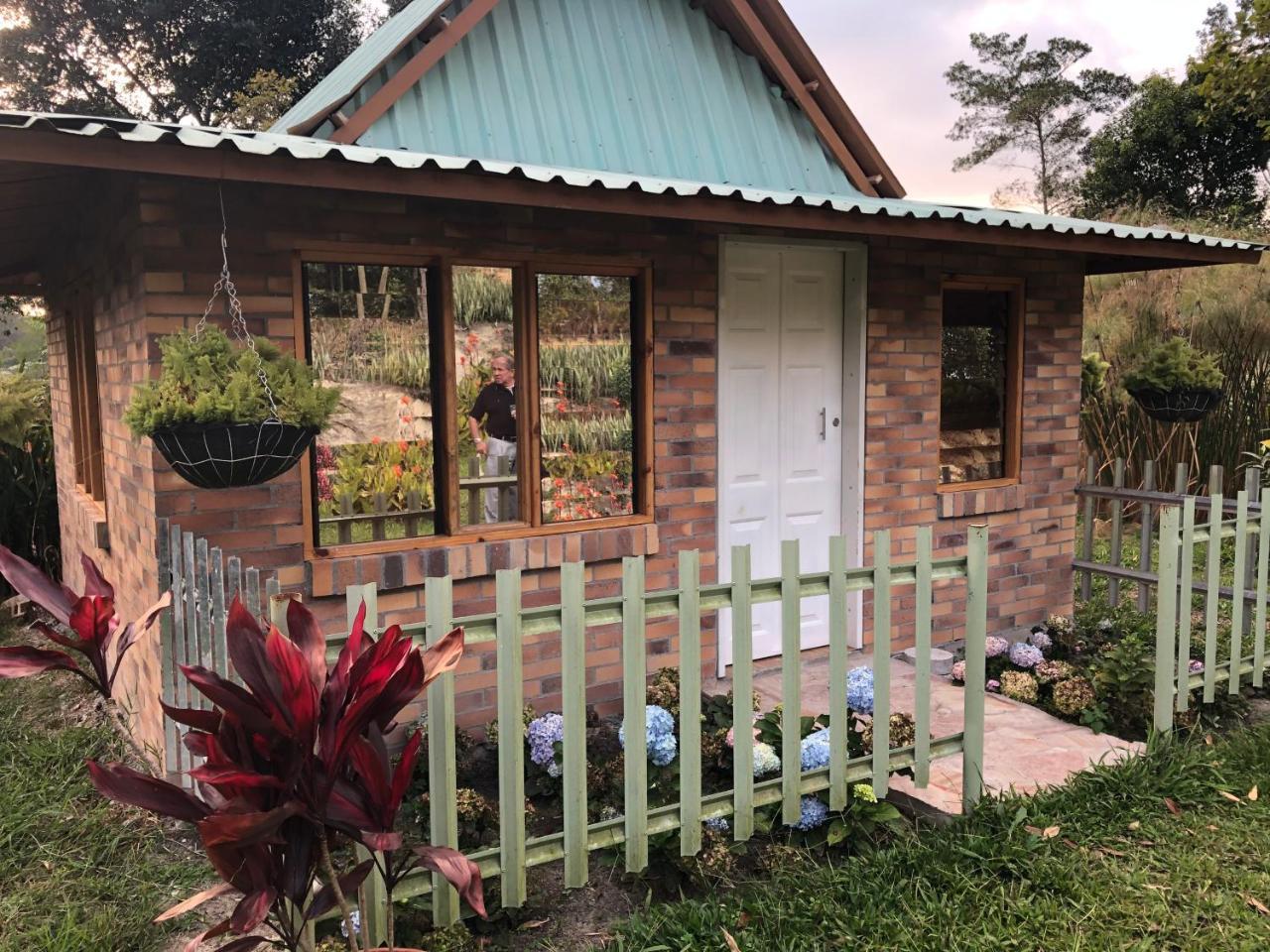 Tribu Ecohostal Лос Сантос Екстериор снимка